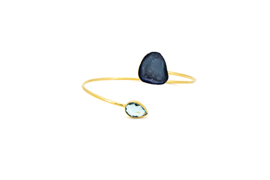 BRACCIALE OTTONE DUE PIETRE GEODE BLU E QUARZO IDROTERMALE       MO111